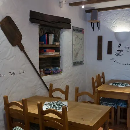 Zur Scheune Guest house