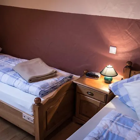 Guest house Zur Scheune Lind (Mayen-Koblenz)