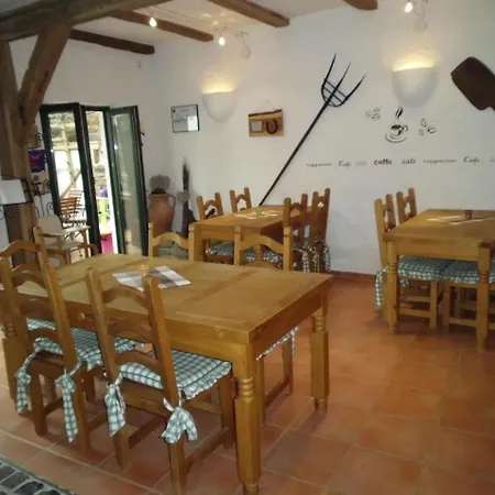 Guest house Zur Scheune Lind (Mayen-Koblenz)