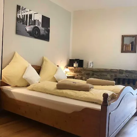Guest house Zur Scheune Lind (Mayen-Koblenz)