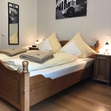 Zur Scheune بيت ضيافة ليند