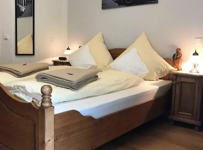 Zur Scheune בית הארחה Lind (Mayen-Koblenz)